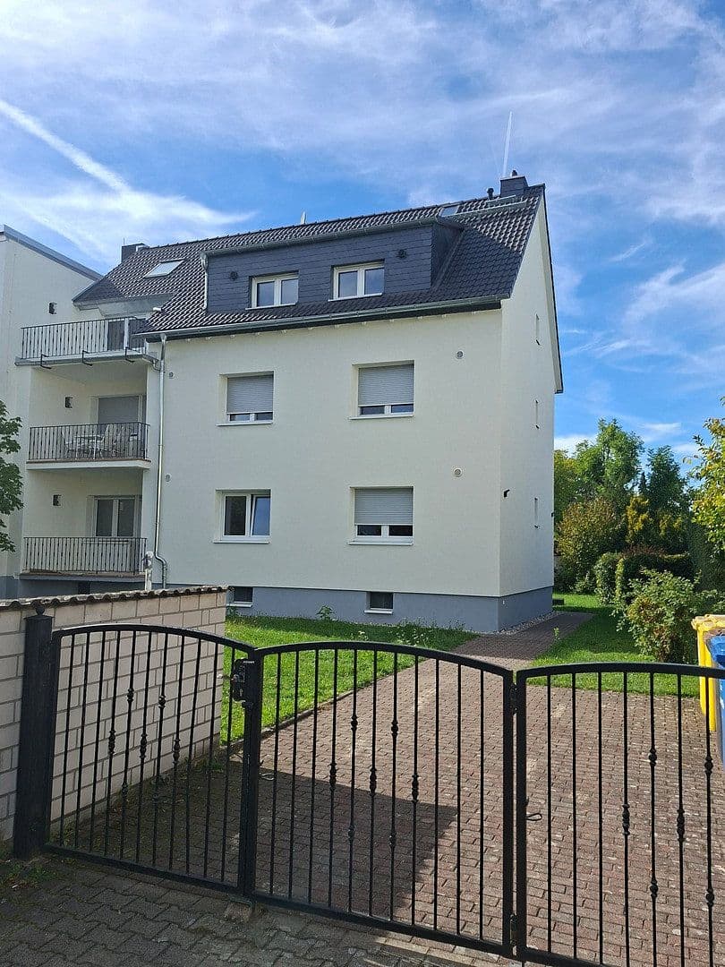 3 bedroom flat to rent, 93 m², Millöckerweg 1, Hanau, Hesse 3 bedroom flat to rent, 93 m², Millöckerweg 1, Hanau, Hesse