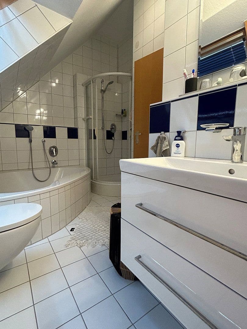 3 bedroom with open-plan kitchen flat for sale, 111 m², Gültsteinerstr. 16, Herrenberg, Baden-Württemberg 3 bedroom with open-plan kitchen flat for sale, 111 m², Gültsteinerstr. 16, Herrenberg, Baden-Württemberg