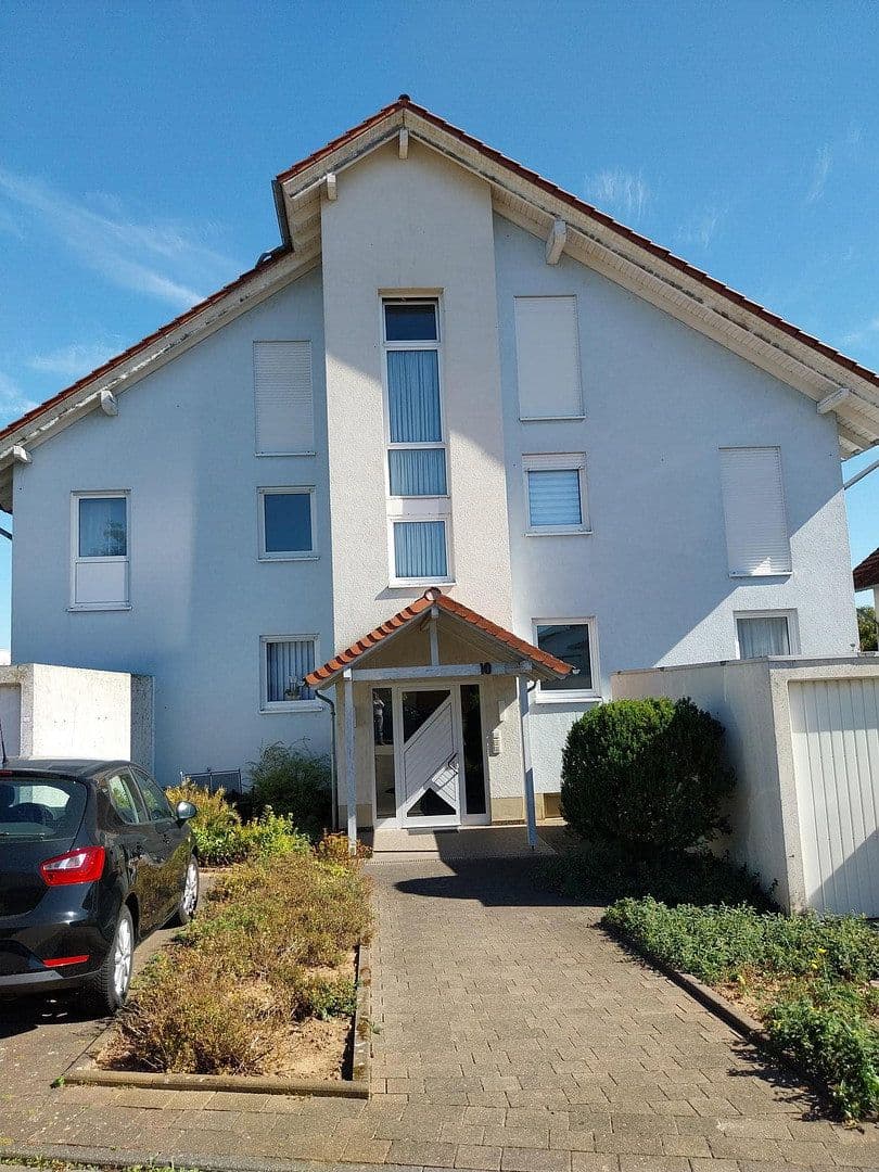 2 bedroom with open-plan kitchen flat to rent, 90 m², Römerstraße 10, Rüdesheim, Rhineland-Palatinate 2 bedroom with open-plan kitchen flat to rent, 90 m², Römerstraße 10, Rüdesheim, Rhineland-Palatinate