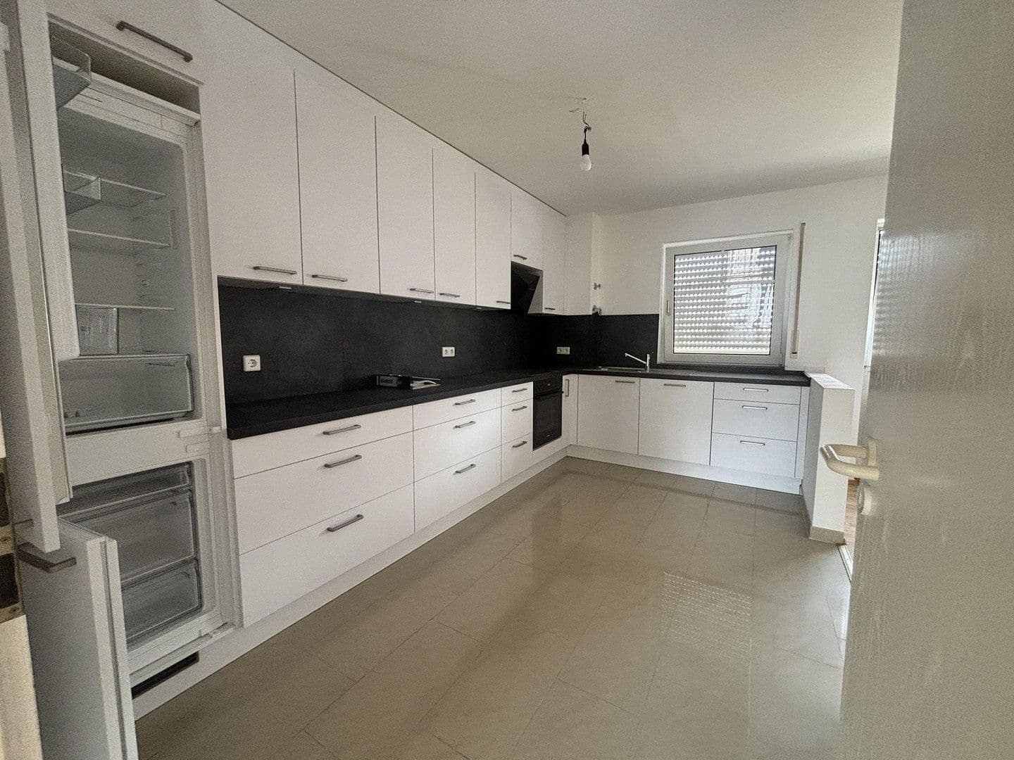 3 bedroom with open-plan kitchen flat to rent, 129 m², Leopoldring 13 u. 13/1, Rastatt, Baden-Württemberg 3 bedroom with open-plan kitchen flat to rent, 129 m², Leopoldring 13 u. 13/1, Rastatt, Baden-Württemberg