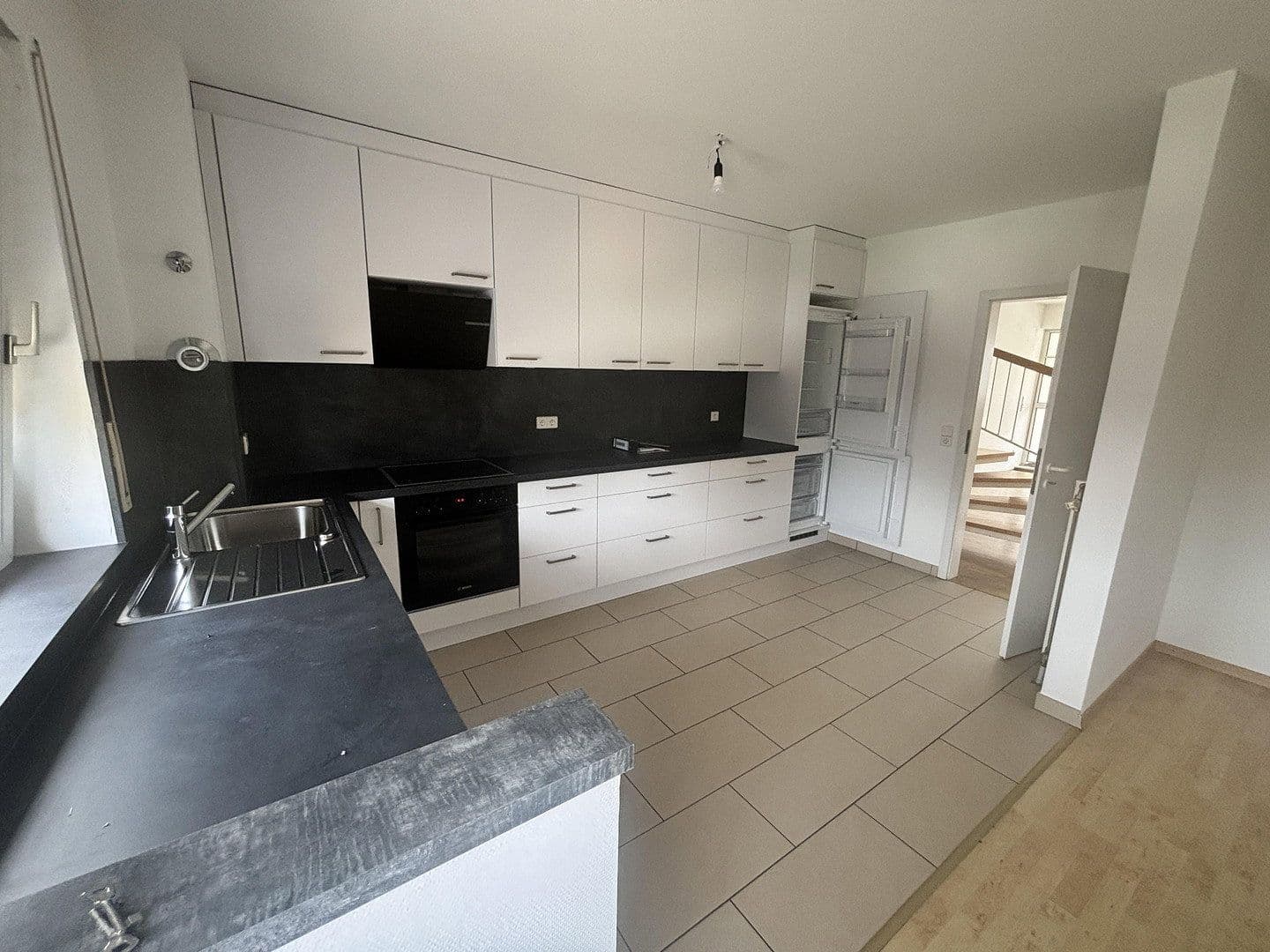 3 bedroom with open-plan kitchen flat to rent, 129 m², Leopoldring 13 u. 13/1, Rastatt, Baden-Württemberg 3 bedroom with open-plan kitchen flat to rent, 129 m², Leopoldring 13 u. 13/1, Rastatt, Baden-Württemberg