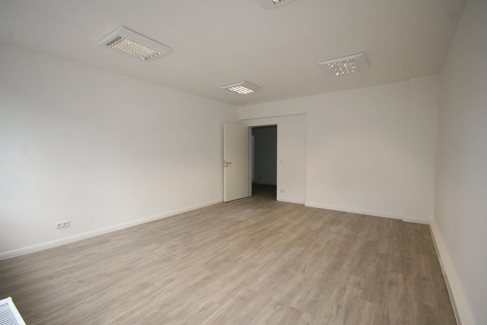 office to rent, 108 m², Beim Strohhause 24, Hamburg, Hamburg office to rent, 108 m², Beim Strohhause 24, Hamburg, Hamburg