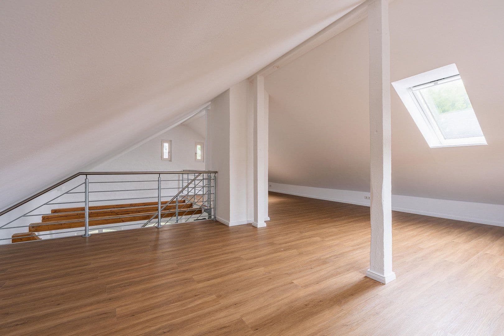1 bedroom with open-plan kitchen flat to rent, 113 m², Delmenhorst, Lower Saxony 1 bedroom with open-plan kitchen flat to rent, 113 m², Delmenhorst, Lower Saxony
