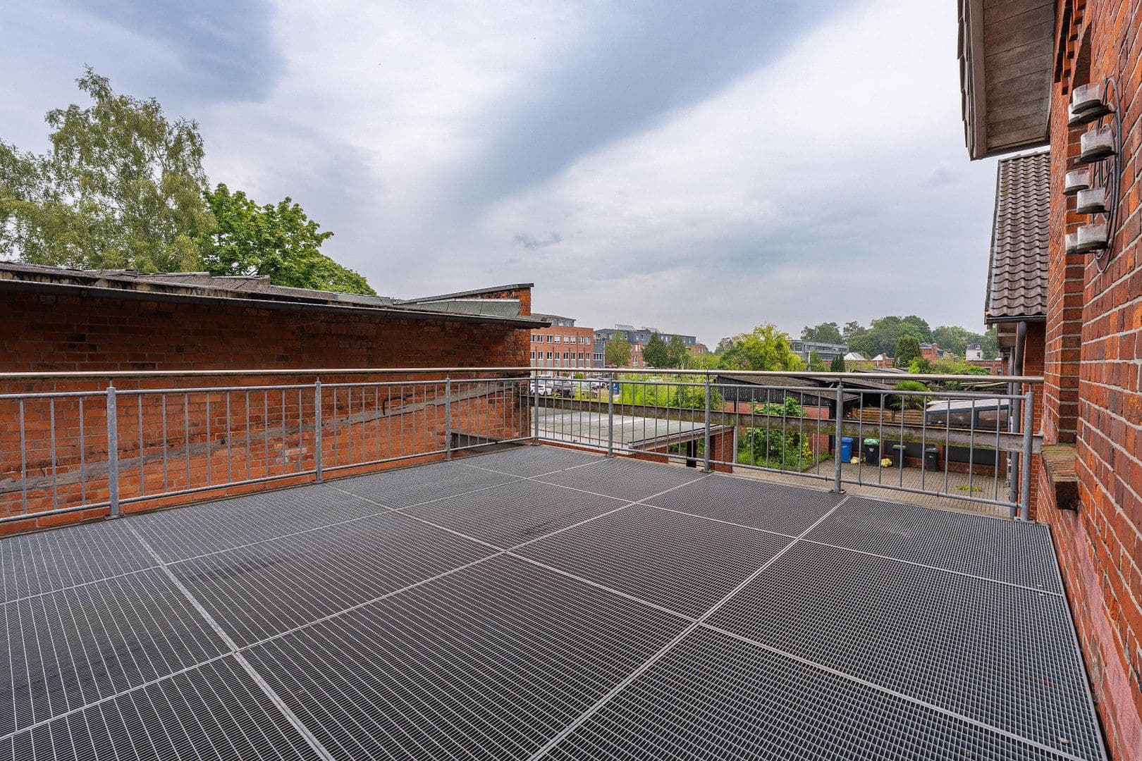 1 bedroom with open-plan kitchen flat to rent, 113 m², Delmenhorst, Lower Saxony 1 bedroom with open-plan kitchen flat to rent, 113 m², Delmenhorst, Lower Saxony