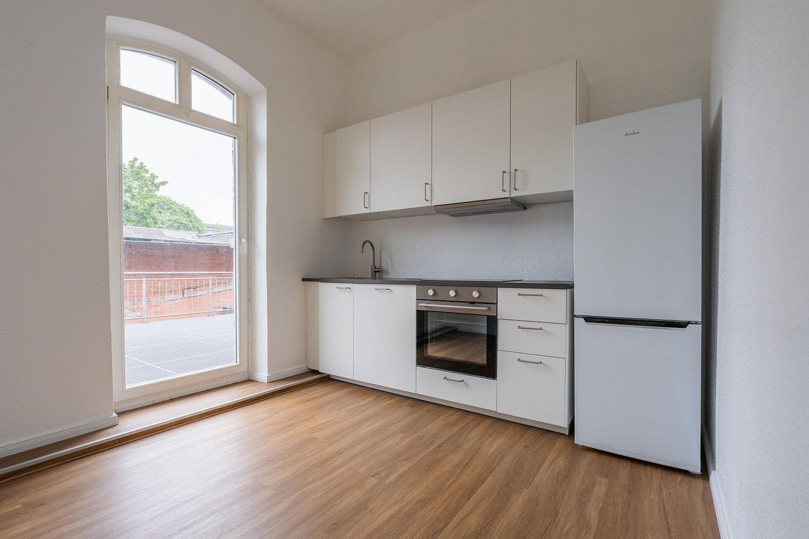 1 bedroom with open-plan kitchen flat to rent, 113 m², Delmenhorst, Lower Saxony 1 bedroom with open-plan kitchen flat to rent, 113 m², Delmenhorst, Lower Saxony