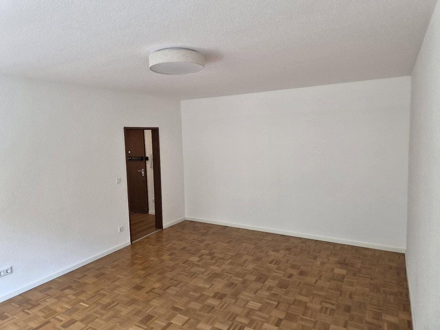 2 bedroom flat to rent, 61 m², Lipsweg 2, Erlangen, Bavaria 2 bedroom flat to rent, 61 m², Lipsweg 2, Erlangen, Bavaria