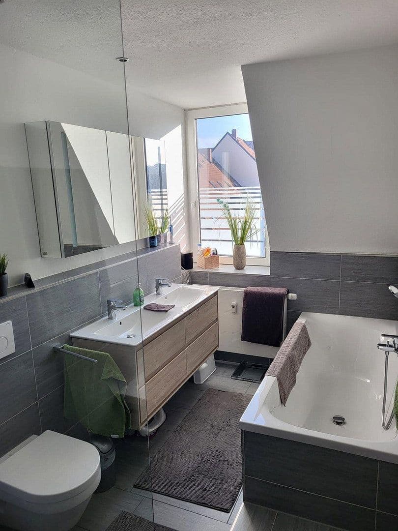 2 bedroom with open-plan kitchen flat to rent, 93 m², Heroldstrasse 8, Nürnberg, Bavaria 2 bedroom with open-plan kitchen flat to rent, 93 m², Heroldstrasse 8, Nürnberg, Bavaria