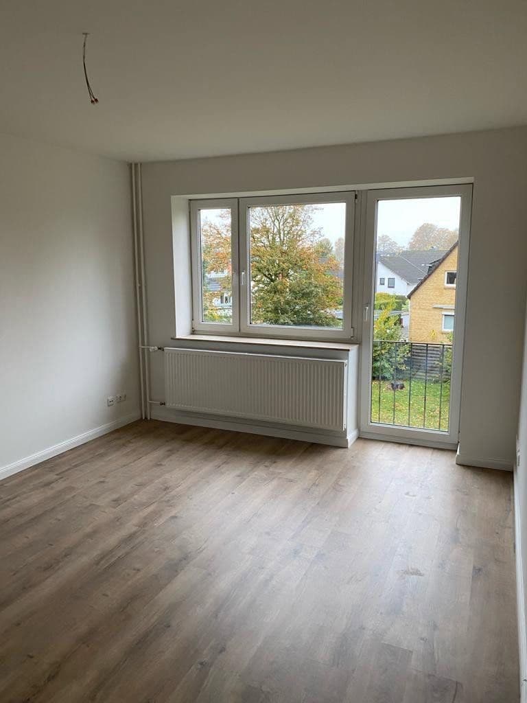 house for sale, 1,560 m², Achtermoor 19 und 21, Moorrege, Schleswig-Holstein house for sale, 1,560 m², Achtermoor 19 und 21, Moorrege, Schleswig-Holstein