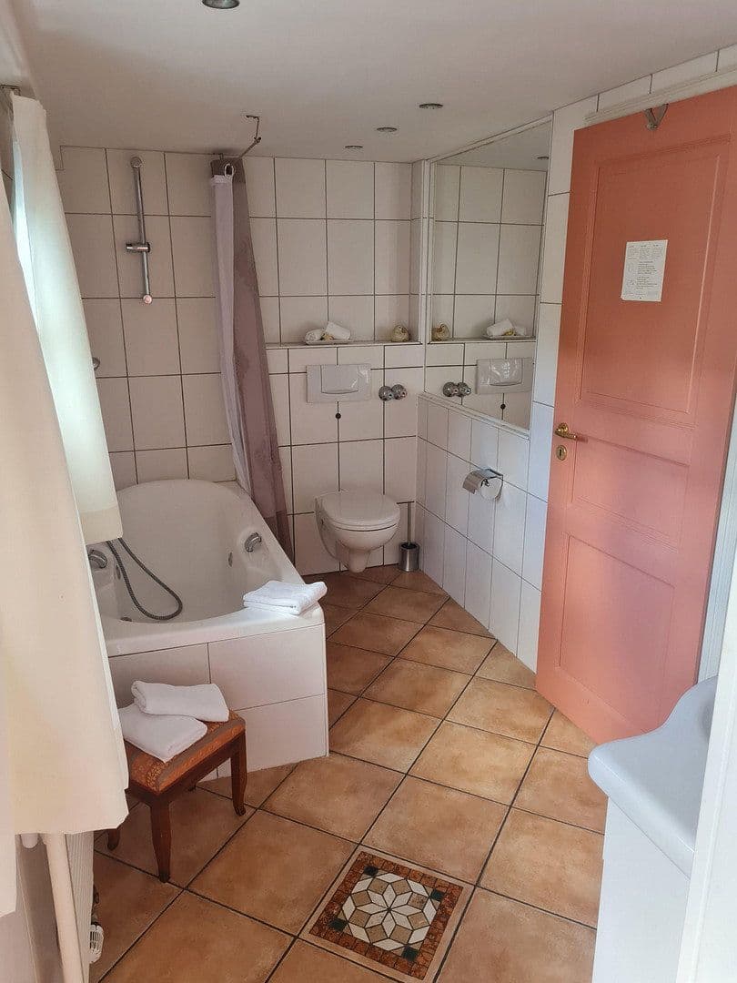 house for sale, 370 m², Bergisch Gladbach, North Rhine-Westphalia house for sale, 370 m², Bergisch Gladbach, North Rhine-Westphalia