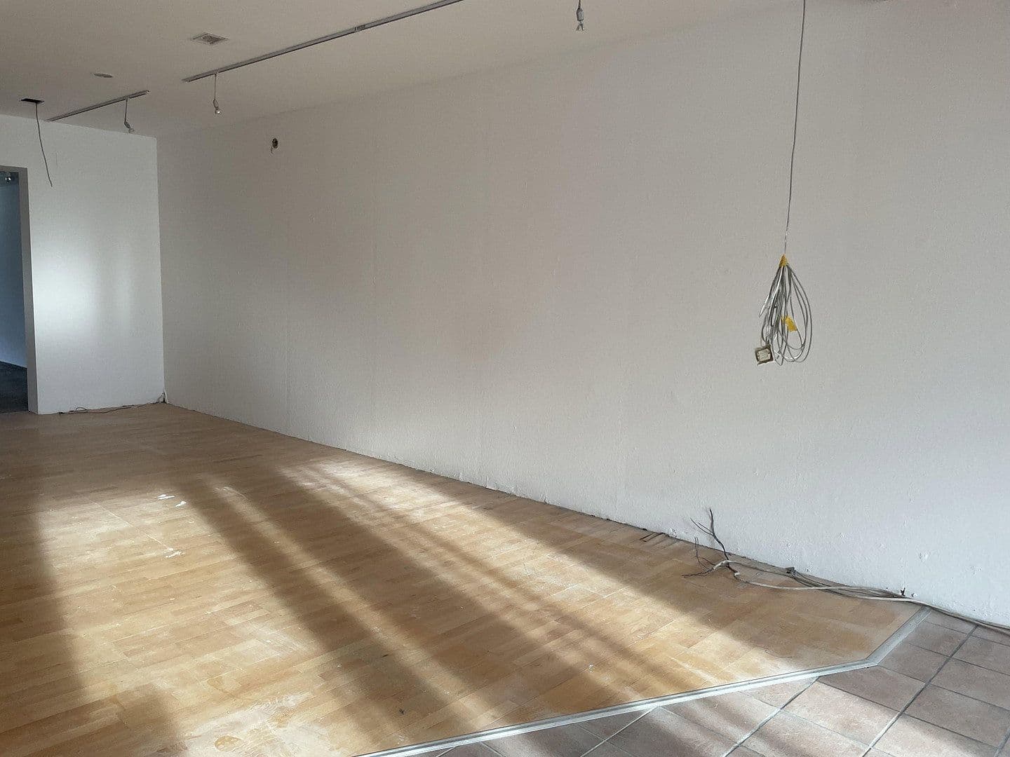 non-residential property to rent, 125 m², Darmstädter Straße 28, Biblis, Hesse non-residential property to rent, 125 m², Darmstädter Straße 28, Biblis, Hesse