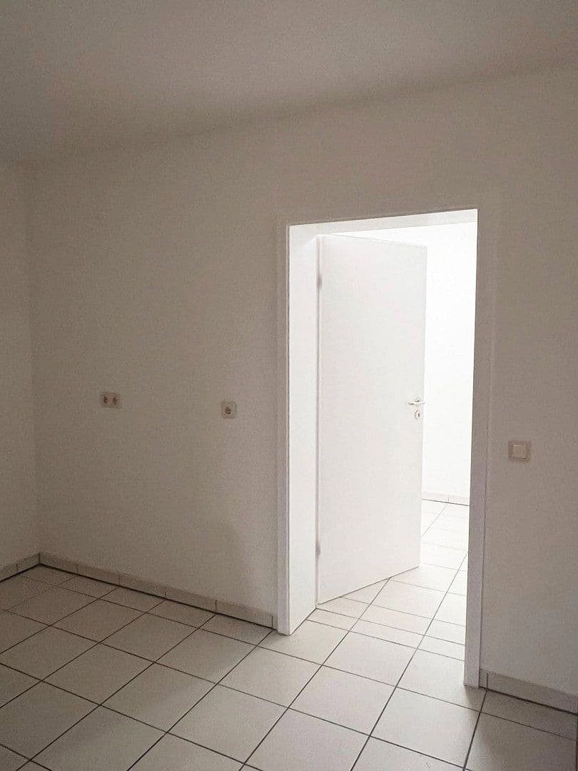 2 bedroom with open-plan kitchen flat to rent, 140 m², Emsbach Str.38, Waldems, Hesse 2 bedroom with open-plan kitchen flat to rent, 140 m², Emsbach Str.38, Waldems, Hesse