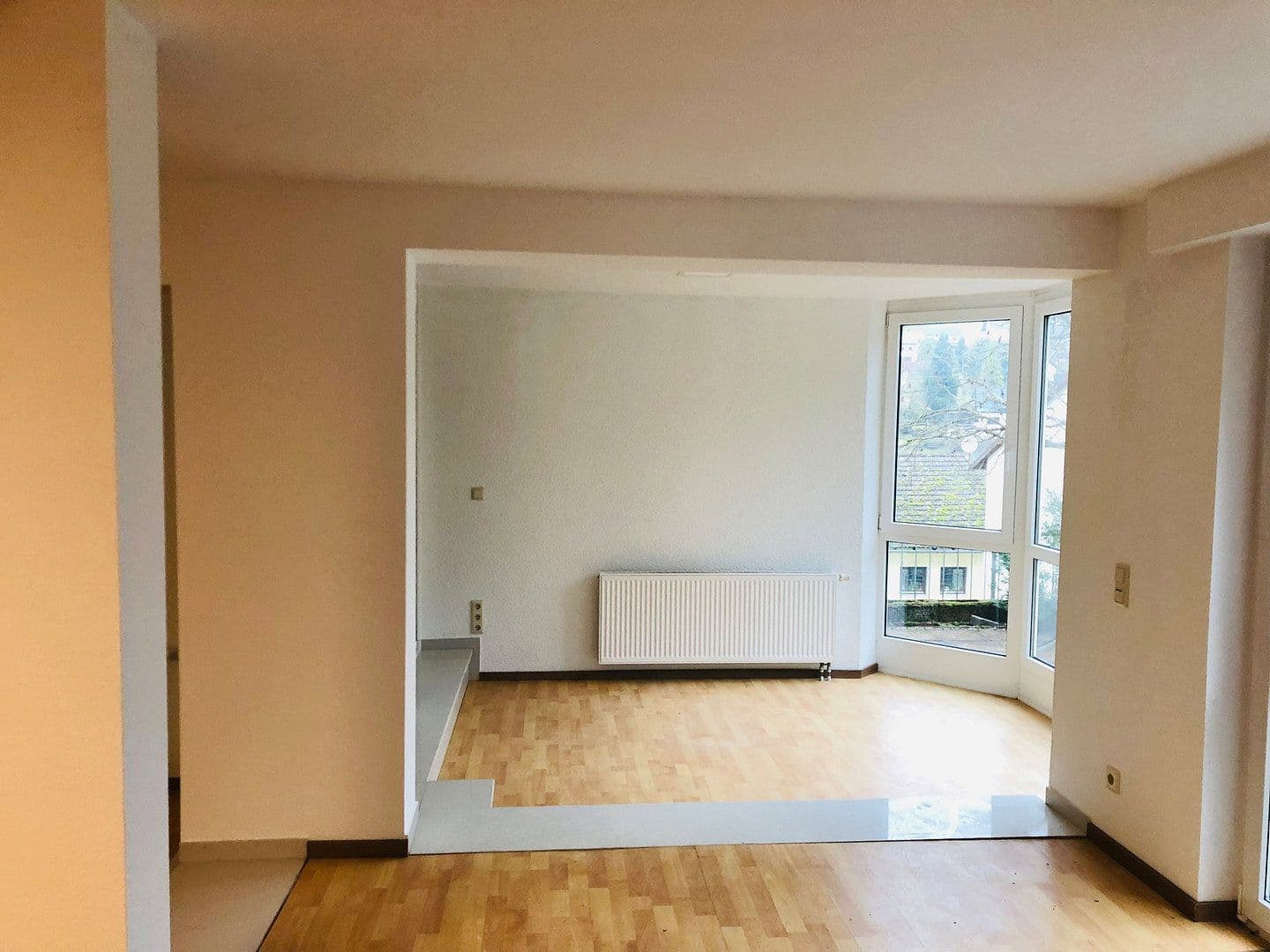 2 bedroom with open-plan kitchen flat to rent, 140 m², Emsbach Str.38, Waldems, Hesse 2 bedroom with open-plan kitchen flat to rent, 140 m², Emsbach Str.38, Waldems, Hesse