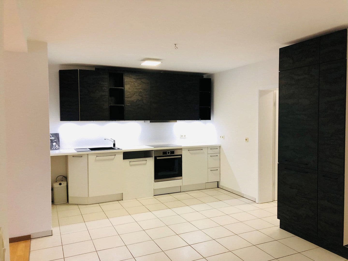 2 bedroom with open-plan kitchen flat to rent, 140 m², Emsbach Str.38, Waldems, Hesse 2 bedroom with open-plan kitchen flat to rent, 140 m², Emsbach Str.38, Waldems, Hesse