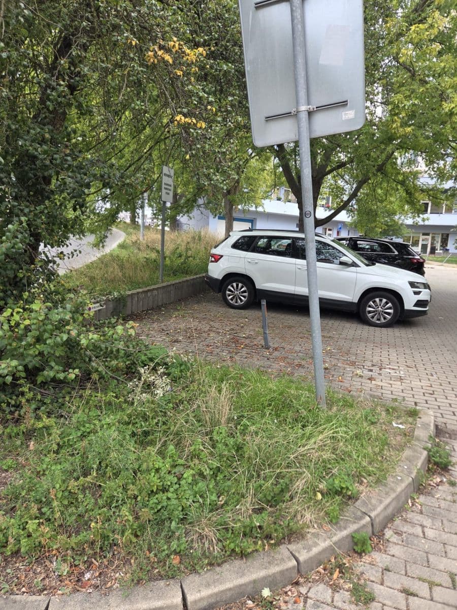 garage to rent, 18 m², Kudrnova, Prague, Prague garage to rent, 18 m², Kudrnova, Prague, Prague