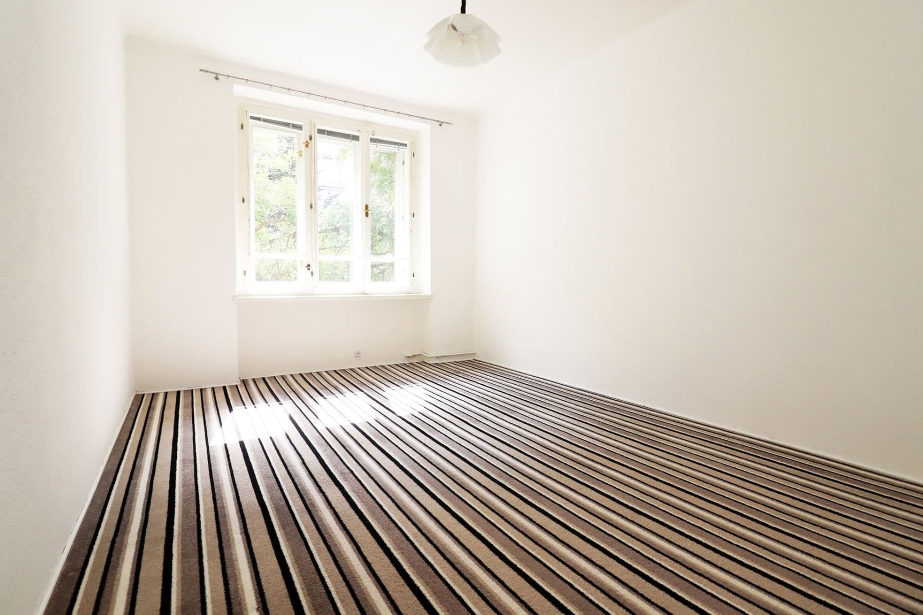 1 bedroom with open-plan kitchen flat to rent, 52 m², Jana Želivského, Prague, Prague 1 bedroom with open-plan kitchen flat to rent, 52 m², Jana Želivského, Prague, Prague