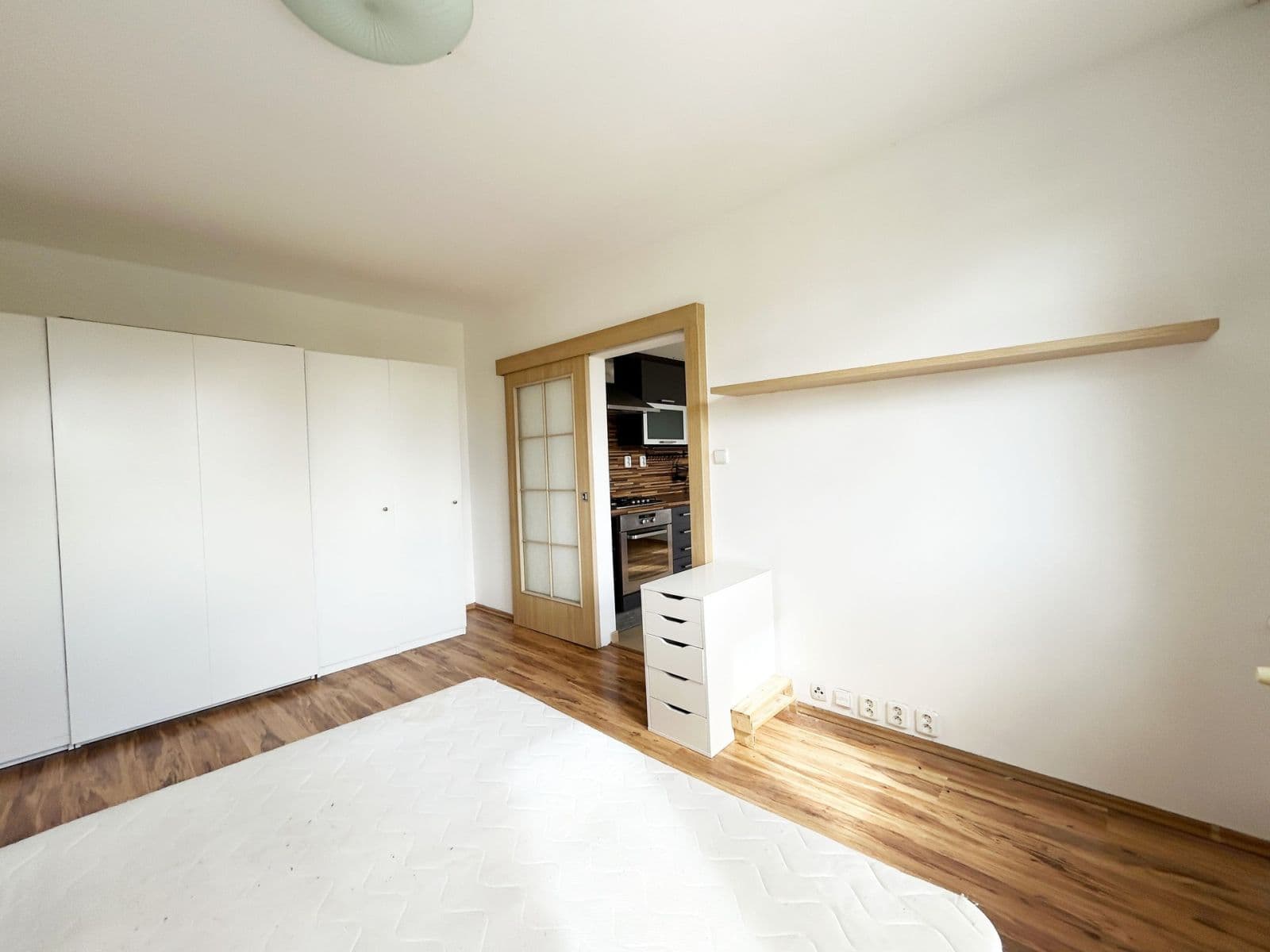 1 bedroom with open-plan kitchen flat to rent, 36 m², Zvolská, Prague, Prague 1 bedroom with open-plan kitchen flat to rent, 36 m², Zvolská, Prague, Prague