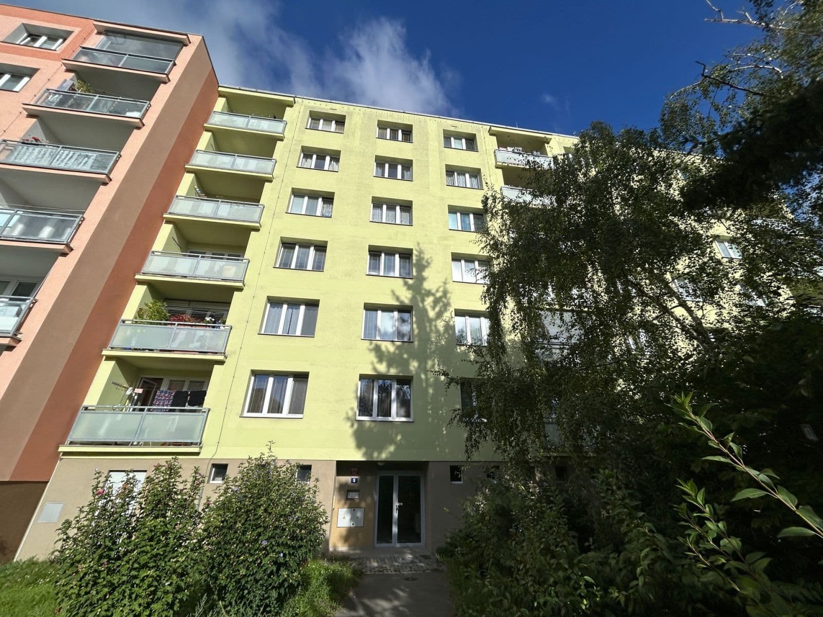 1 bedroom with open-plan kitchen flat to rent, 36 m², Zvolská, Prague, Prague 1 bedroom with open-plan kitchen flat to rent, 36 m², Zvolská, Prague, Prague