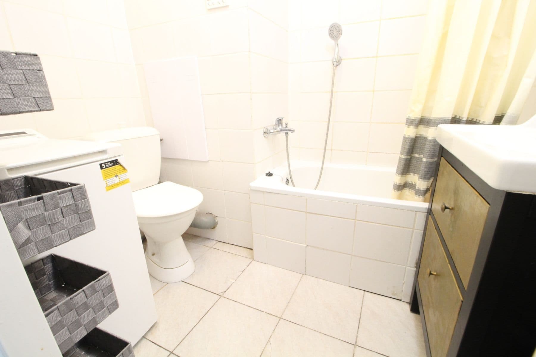1 bedroom with open-plan kitchen flat to rent, 47 m², Malkovského, Prague, Prague 1 bedroom with open-plan kitchen flat to rent, 47 m², Malkovského, Prague, Prague