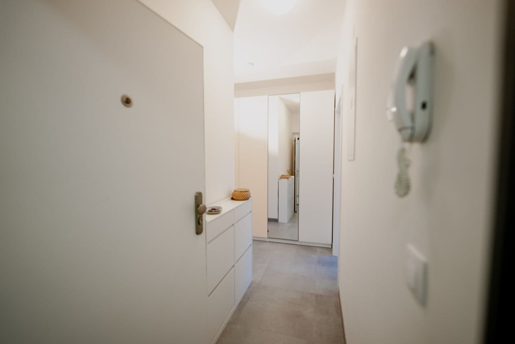 1 bedroom with open-plan kitchen flat to rent, 58 m², Breitfeldova, Prague, Prague 1 bedroom with open-plan kitchen flat to rent, 58 m², Breitfeldova, Prague, Prague