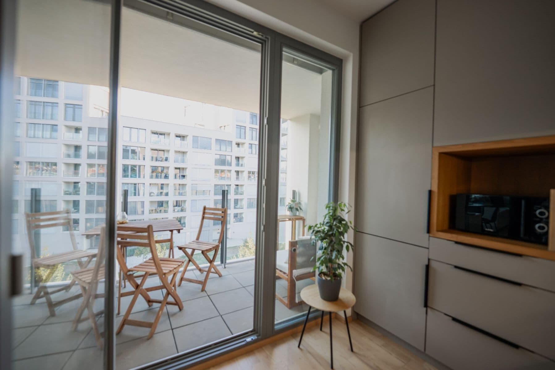 1 bedroom with open-plan kitchen flat to rent, 58 m², Breitfeldova, Prague, Prague 1 bedroom with open-plan kitchen flat to rent, 58 m², Breitfeldova, Prague, Prague