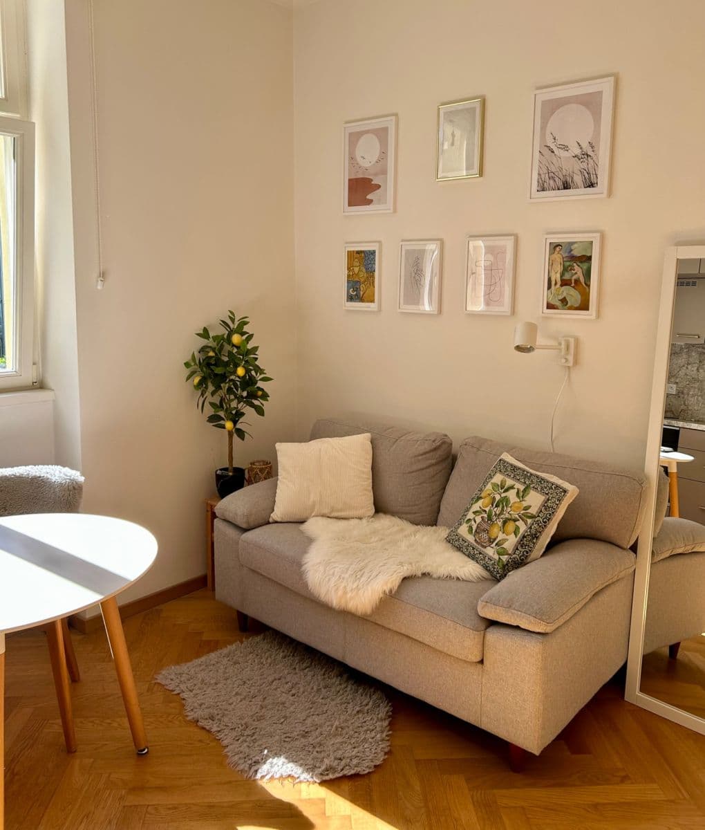 1 bedroom with open-plan kitchen flat for sale, 32 m², Černomořská, Prague, Prague 1 bedroom with open-plan kitchen flat for sale, 32 m², Černomořská, Prague, Prague