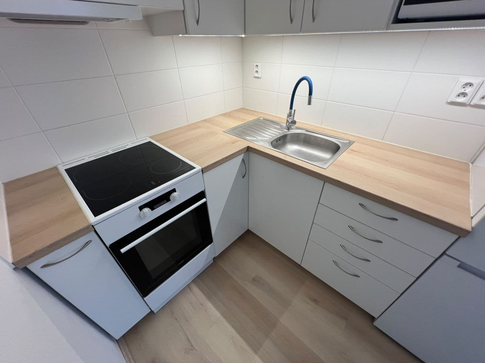 1 bedroom with open-plan kitchen flat to rent, 47 m², Elplova, Brno, Jihomoravský Region 1 bedroom with open-plan kitchen flat to rent, 47 m², Elplova, Brno, Jihomoravský Region