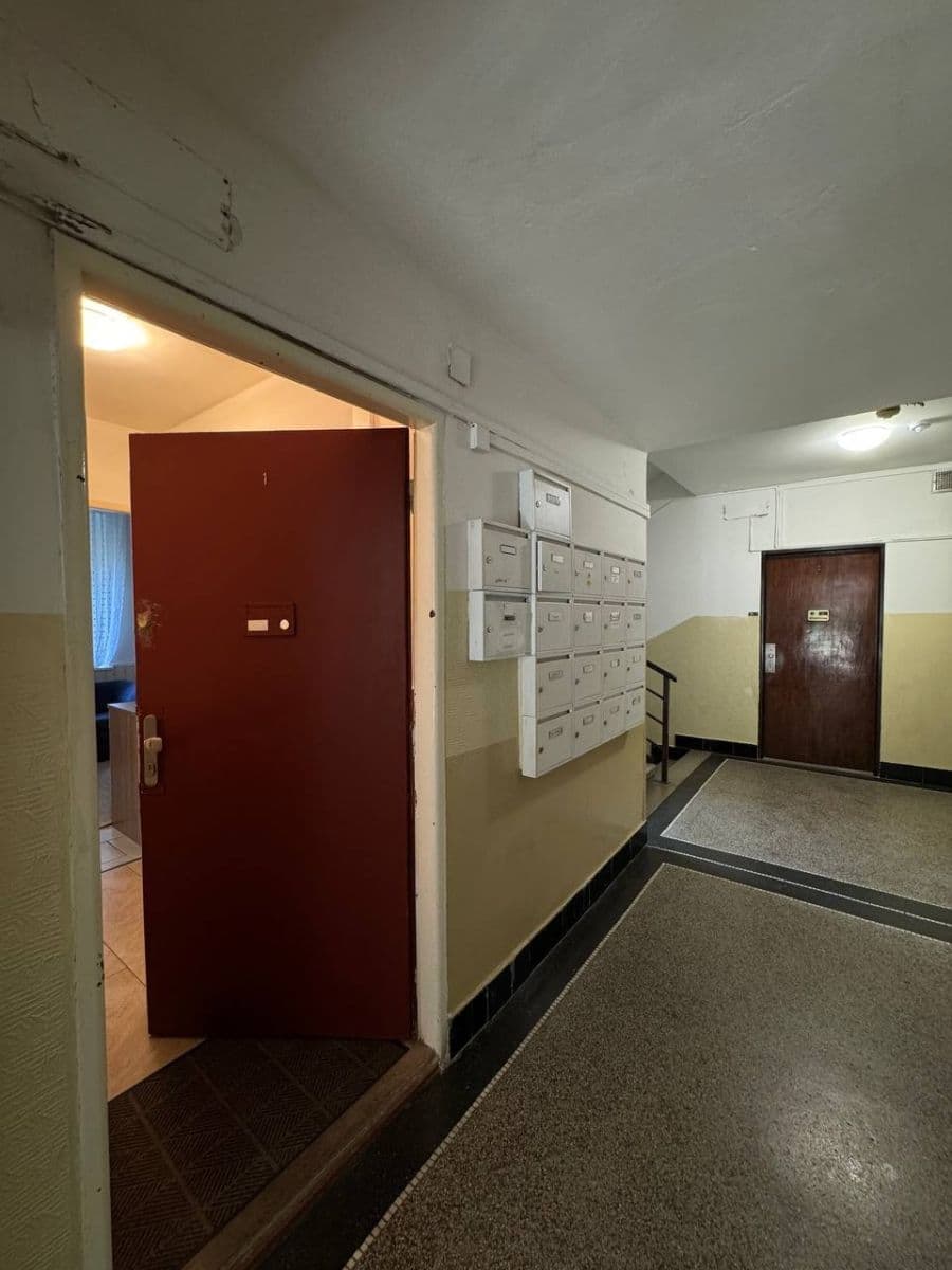1 bedroom flat for sale, 38 m², 28. pluku, Prague, Prague 1 bedroom flat for sale, 38 m², 28. pluku, Prague, Prague