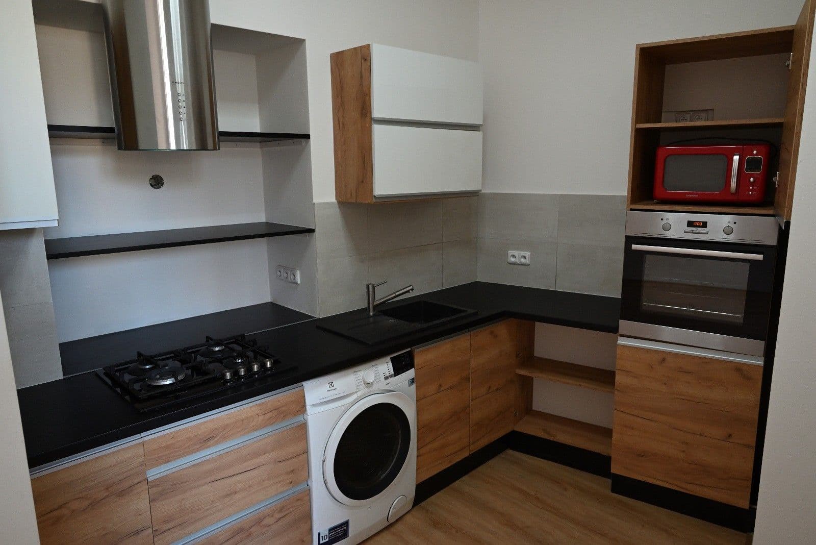 1 bedroom with open-plan kitchen flat to rent, 58 m², Sokolovská, Prague, Prague 1 bedroom with open-plan kitchen flat to rent, 58 m², Sokolovská, Prague, Prague