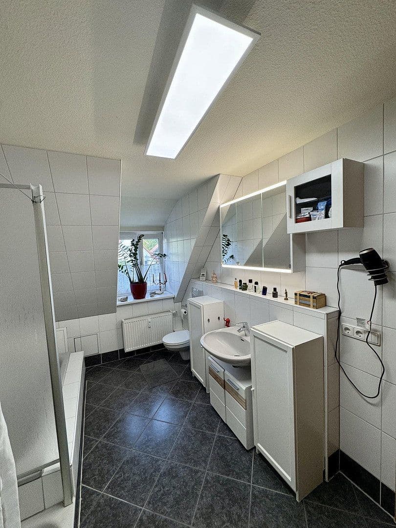 2 bedroom with open-plan kitchen flat for sale, 105 m², Ammerndorf, Bavaria 2 bedroom with open-plan kitchen flat for sale, 105 m², Ammerndorf, Bavaria