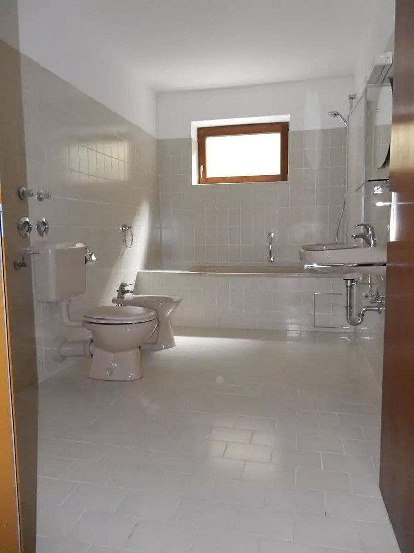 2 bedroom flat to rent, 77 m², Wolf-Huber-Straße, Passau, Bavaria 2 bedroom flat to rent, 77 m², Wolf-Huber-Straße, Passau, Bavaria