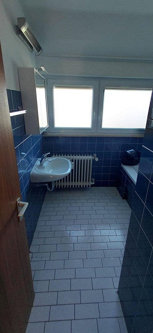 2 bedroom with open-plan kitchen flat to rent, 73 m², Stuttgart, Baden-Württemberg 2 bedroom with open-plan kitchen flat to rent, 73 m², Stuttgart, Baden-Württemberg