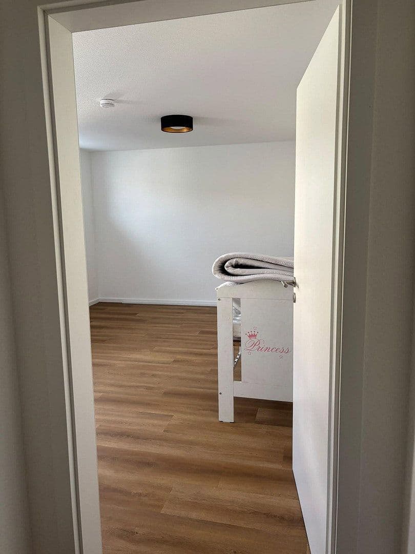 4 bedroom flat to rent, 111 m², Crailsheimer Str. 2, Frankenhardt, Baden-Württemberg 4 bedroom flat to rent, 111 m², Crailsheimer Str. 2, Frankenhardt, Baden-Württemberg