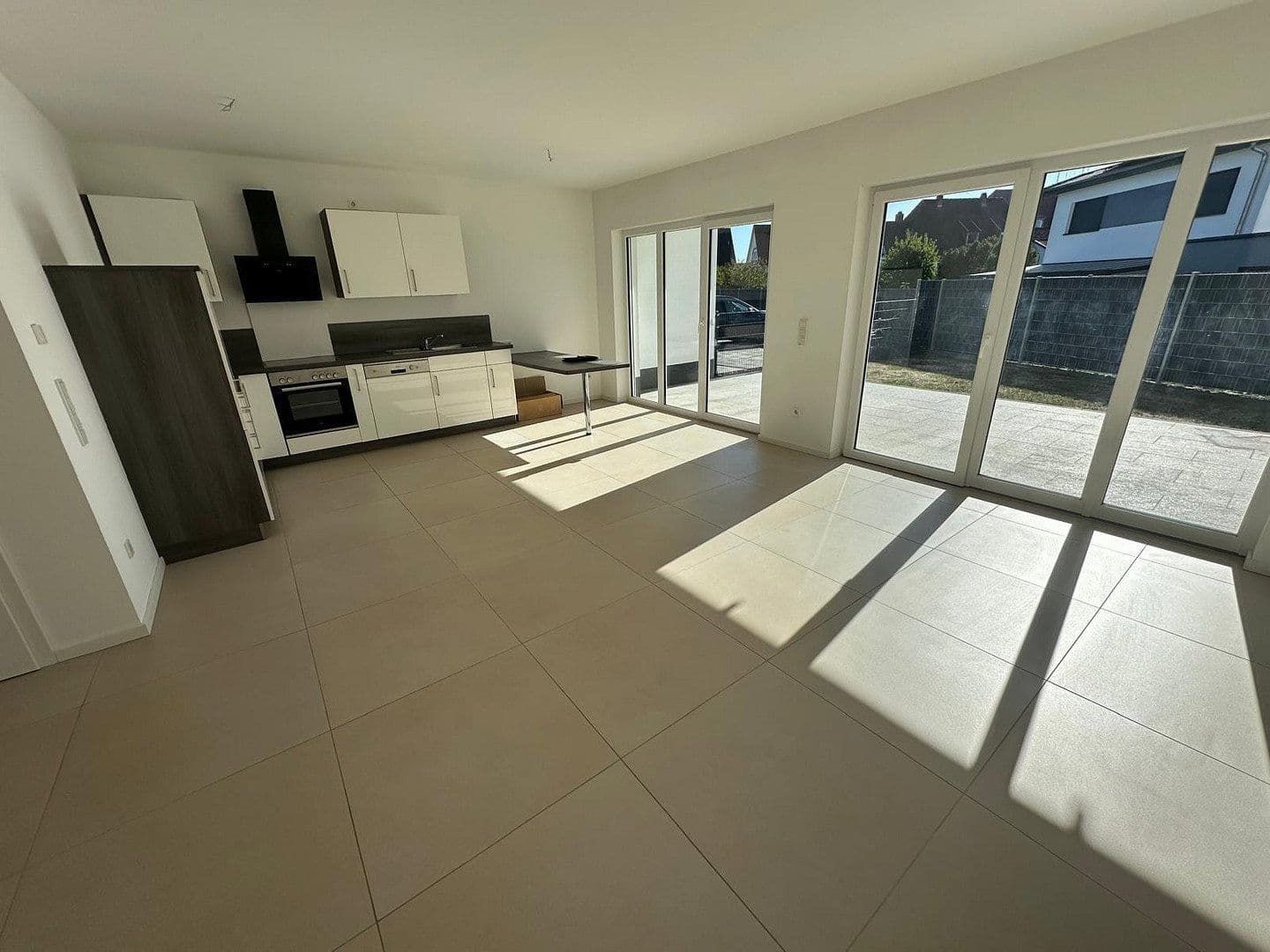 1 bedroom with open-plan kitchen flat to rent, 82 m², Homburg, Saarland 1 bedroom with open-plan kitchen flat to rent, 82 m², Homburg, Saarland