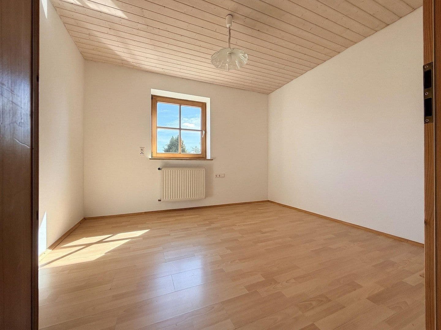 house to rent, 175 m², Germaringen, Bavaria house to rent, 175 m², Germaringen, Bavaria