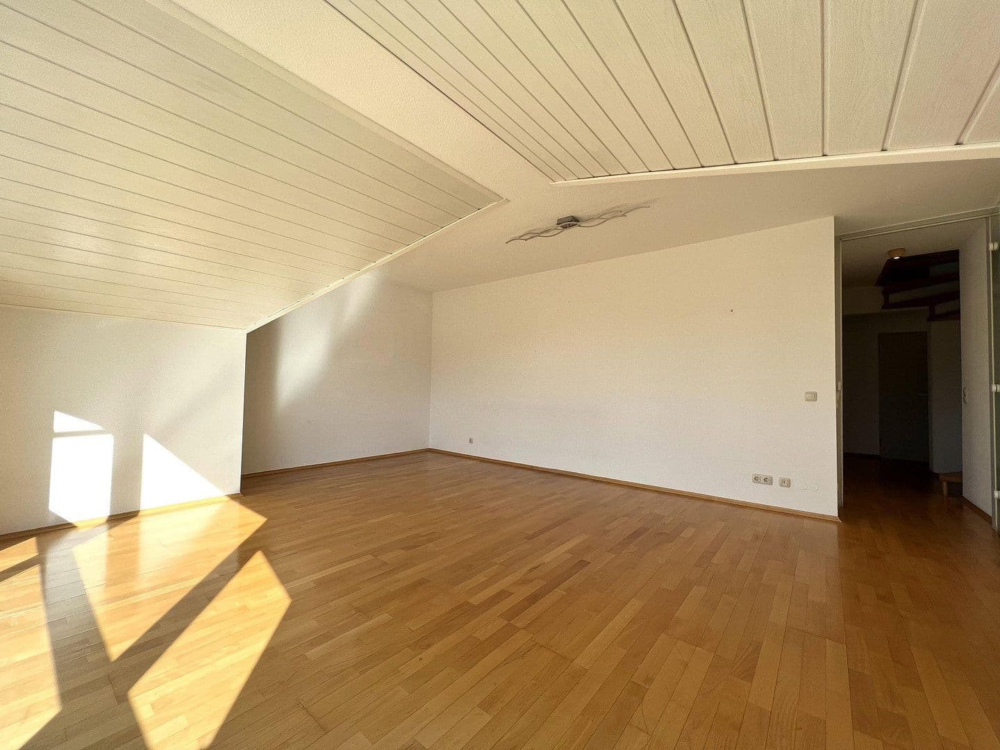 4 bedroom flat to rent, 101 m², Reuterallee 69, Darmstadt, Hesse 4 bedroom flat to rent, 101 m², Reuterallee 69, Darmstadt, Hesse