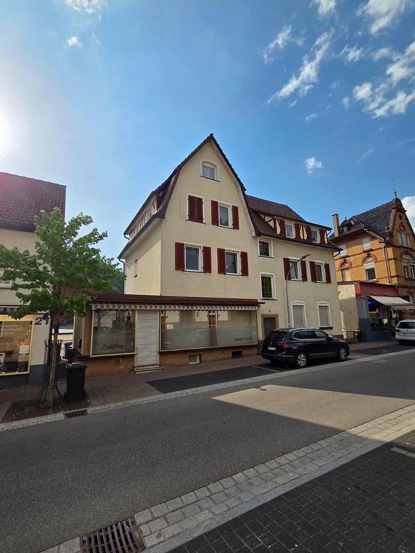 2 bedroom with open-plan kitchen flat to rent, 100 m², Oberndorfer Straße 23, Schramberg, Baden-Württemberg 2 bedroom with open-plan kitchen flat to rent, 100 m², Oberndorfer Straße 23, Schramberg, Baden-Württemberg