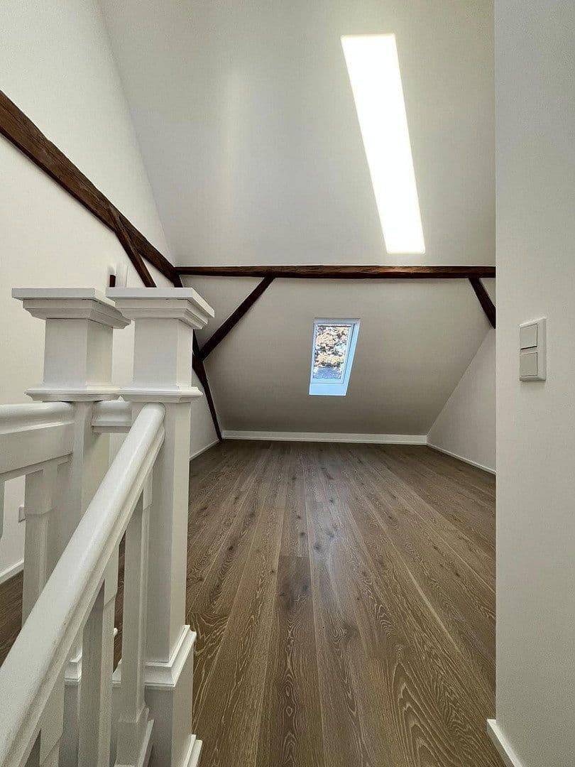 3 bedroom with open-plan kitchen flat to rent, 125 m², Gilching, Bavaria 3 bedroom with open-plan kitchen flat to rent, 125 m², Gilching, Bavaria