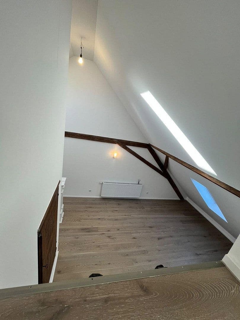 3 bedroom with open-plan kitchen flat to rent, 125 m², Gilching, Bavaria 3 bedroom with open-plan kitchen flat to rent, 125 m², Gilching, Bavaria
