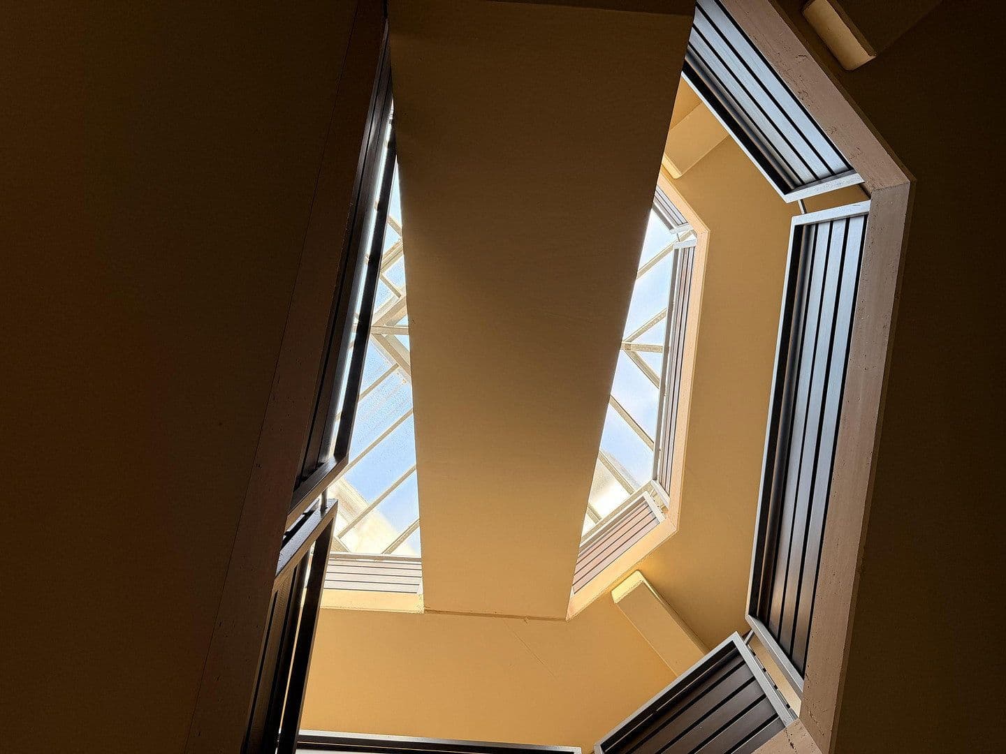 1 bedroom with open-plan kitchen flat for sale, 84 m², Leverkusen, North Rhine-Westphalia 1 bedroom with open-plan kitchen flat for sale, 84 m², Leverkusen, North Rhine-Westphalia