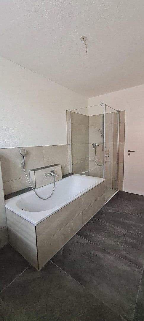2 bedroom with open-plan kitchen flat to rent, 87 m², Am Bahndamm 3, Bad Säckingen, Baden-Württemberg 2 bedroom with open-plan kitchen flat to rent, 87 m², Am Bahndamm 3, Bad Säckingen, Baden-Württemberg
