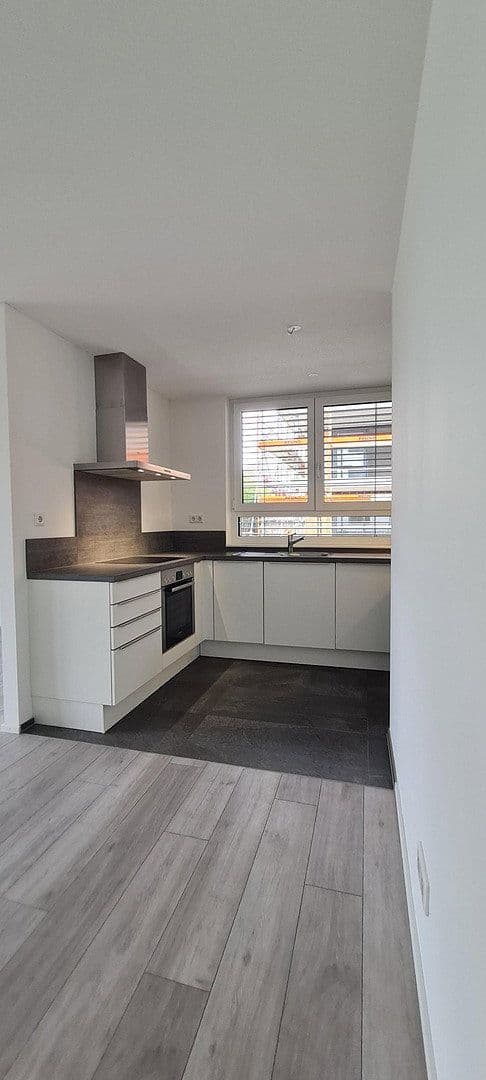 2 bedroom with open-plan kitchen flat to rent, 87 m², Am Bahndamm 3, Bad Säckingen, Baden-Württemberg 2 bedroom with open-plan kitchen flat to rent, 87 m², Am Bahndamm 3, Bad Säckingen, Baden-Württemberg