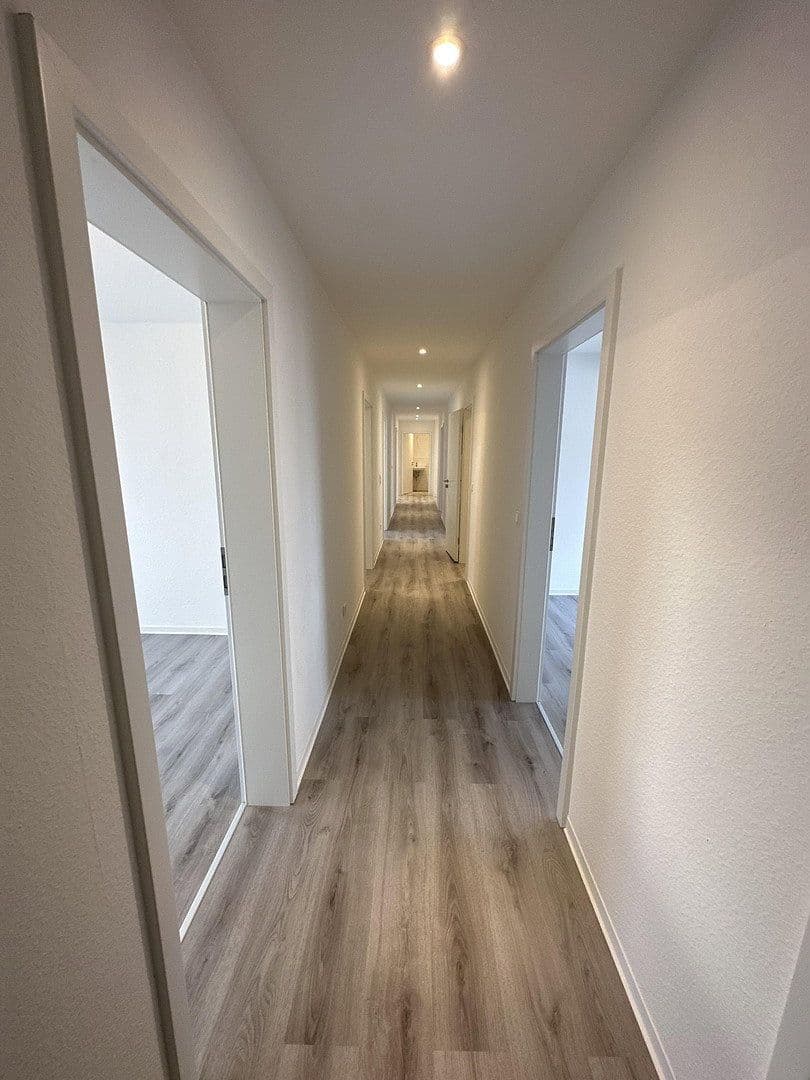flat to rent, 150 m², Linnestraße 2-4, Pforzheim, Baden-Württemberg flat to rent, 150 m², Linnestraße 2-4, Pforzheim, Baden-Württemberg