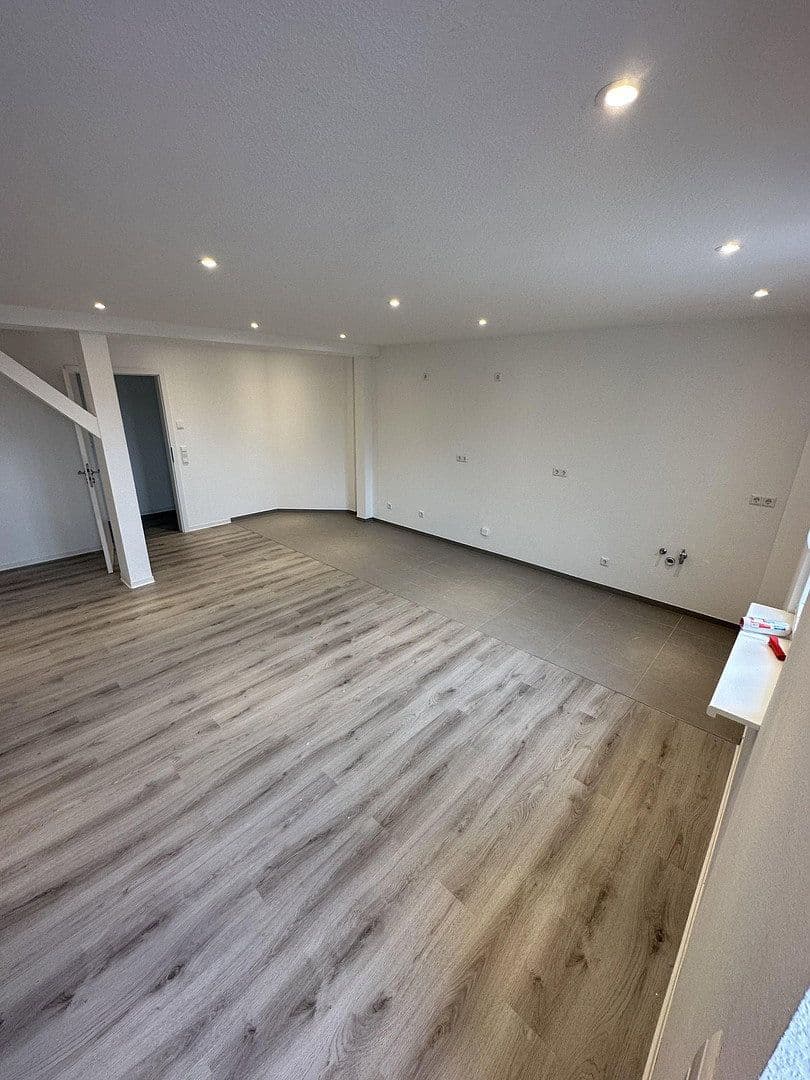 flat to rent, 150 m², Linnestraße 2-4, Pforzheim, Baden-Württemberg flat to rent, 150 m², Linnestraße 2-4, Pforzheim, Baden-Württemberg
