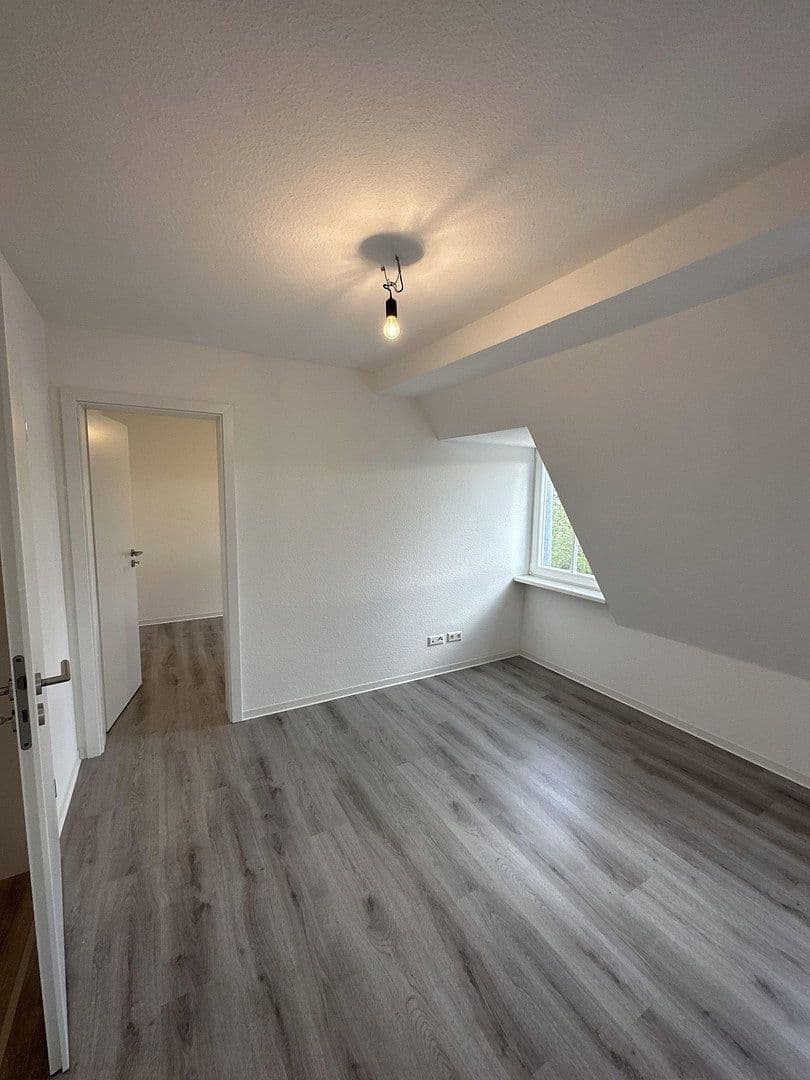 flat to rent, 150 m², Linnestraße 2-4, Pforzheim, Baden-Württemberg flat to rent, 150 m², Linnestraße 2-4, Pforzheim, Baden-Württemberg