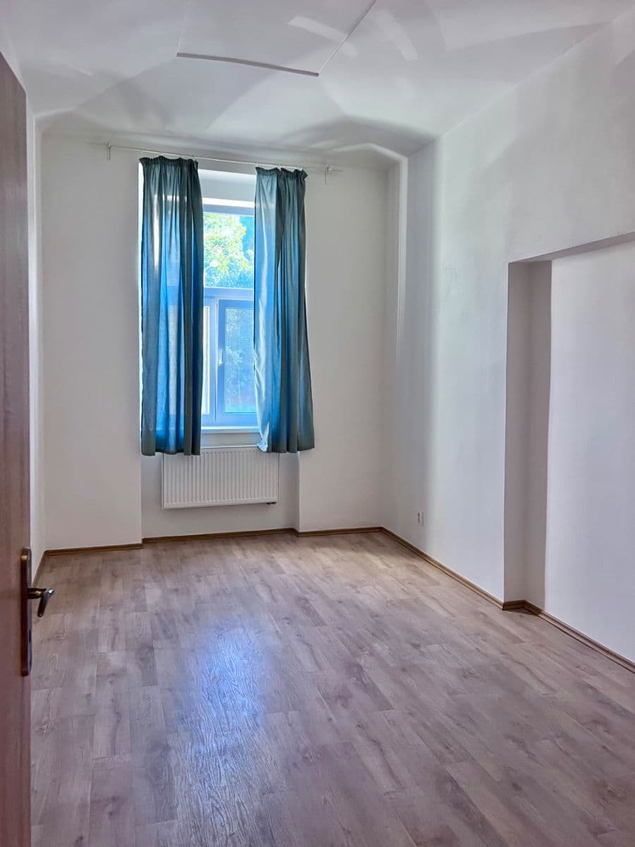 3 bedroom flat to rent, 63 m², Na Neklance, Prague, Prague 3 bedroom flat to rent, 63 m², Na Neklance, Prague, Prague