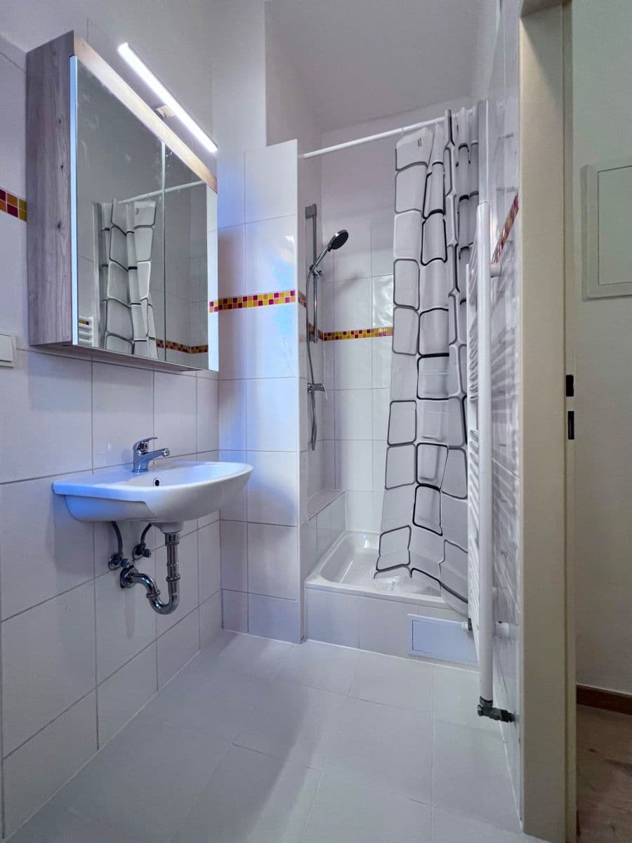 3 bedroom flat to rent, 63 m², Na Neklance, Prague, Prague 3 bedroom flat to rent, 63 m², Na Neklance, Prague, Prague