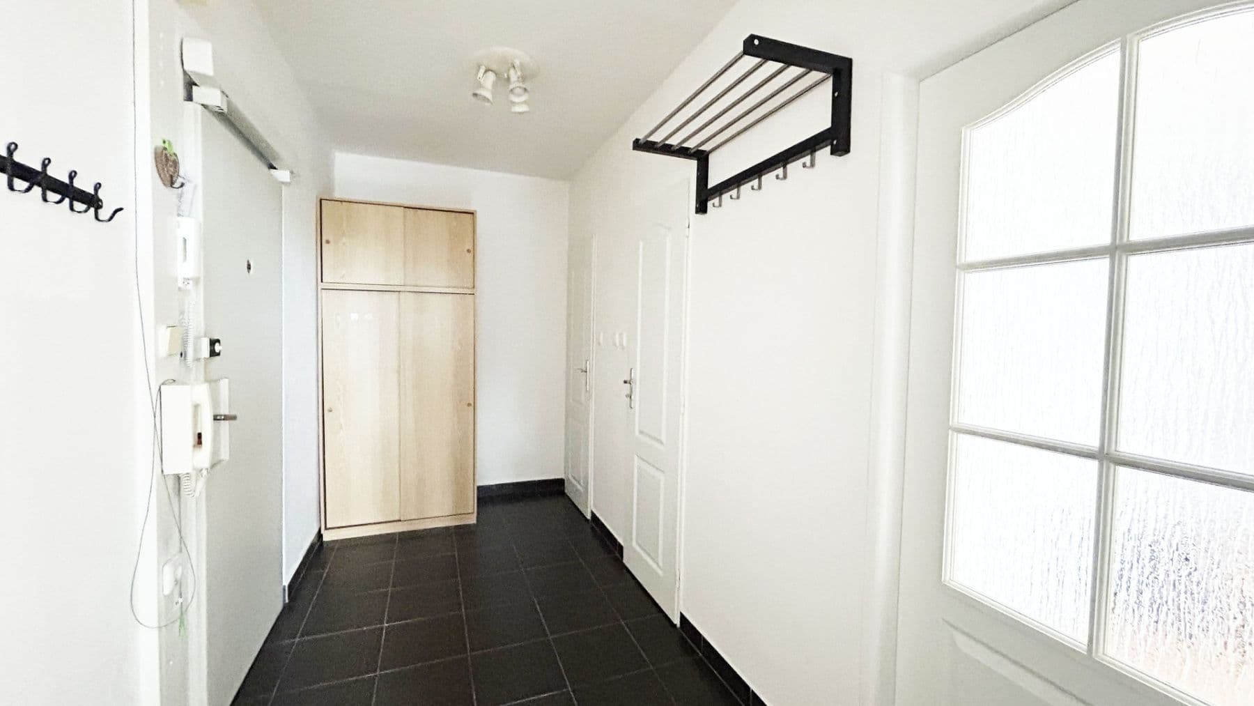 2 bedroom with open-plan kitchen flat to rent, 57 m², Nešporova, Prague, Prague 2 bedroom with open-plan kitchen flat to rent, 57 m², Nešporova, Prague, Prague