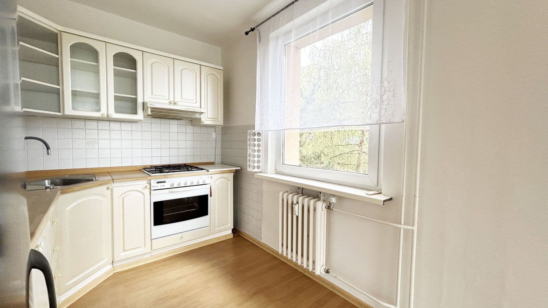 2 bedroom with open-plan kitchen flat to rent, 57 m², Nešporova, Prague, Prague 2 bedroom with open-plan kitchen flat to rent, 57 m², Nešporova, Prague, Prague