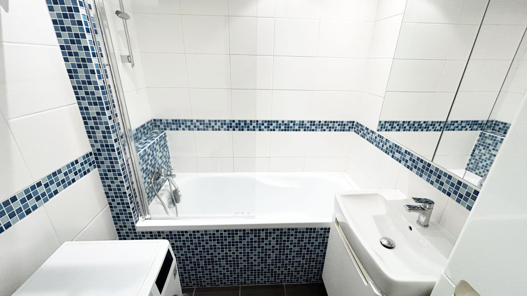 2 bedroom with open-plan kitchen flat to rent, 57 m², Nešporova, Prague, Prague 2 bedroom with open-plan kitchen flat to rent, 57 m², Nešporova, Prague, Prague