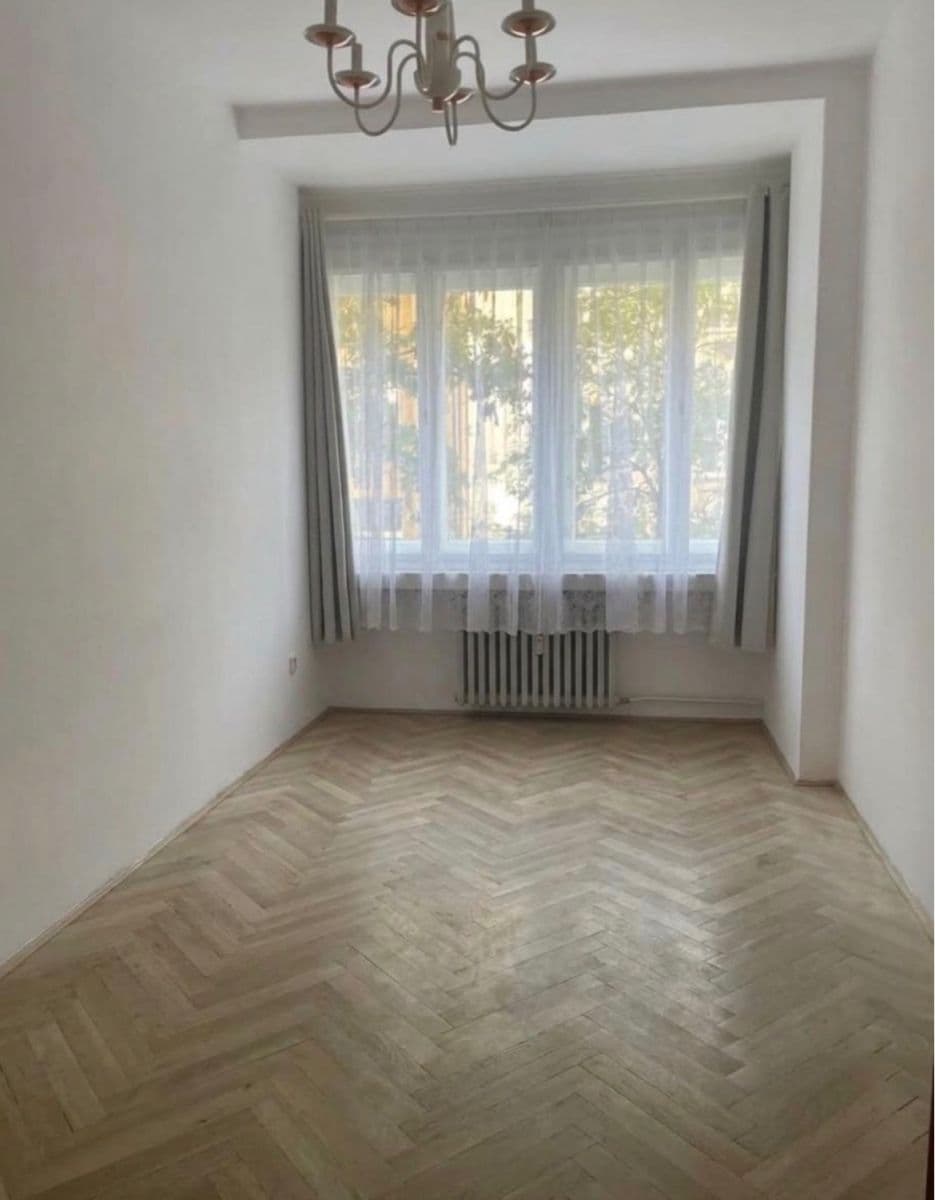 2 bedroom flat to rent, 73 m², Baranova, Prague, Prague 2 bedroom flat to rent, 73 m², Baranova, Prague, Prague